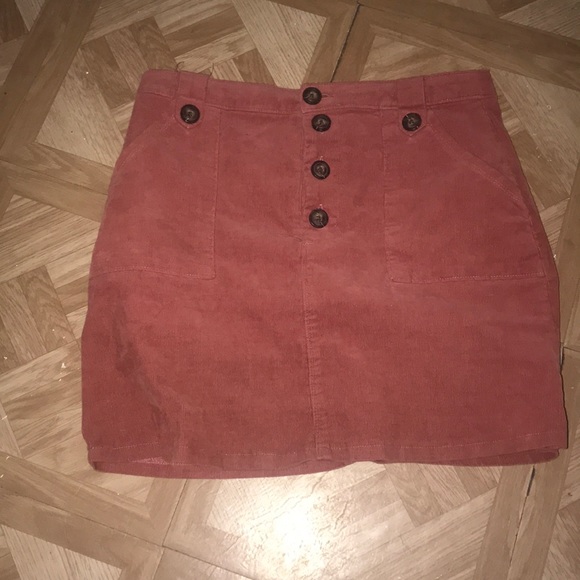 Skirt - Picture 1 of 1